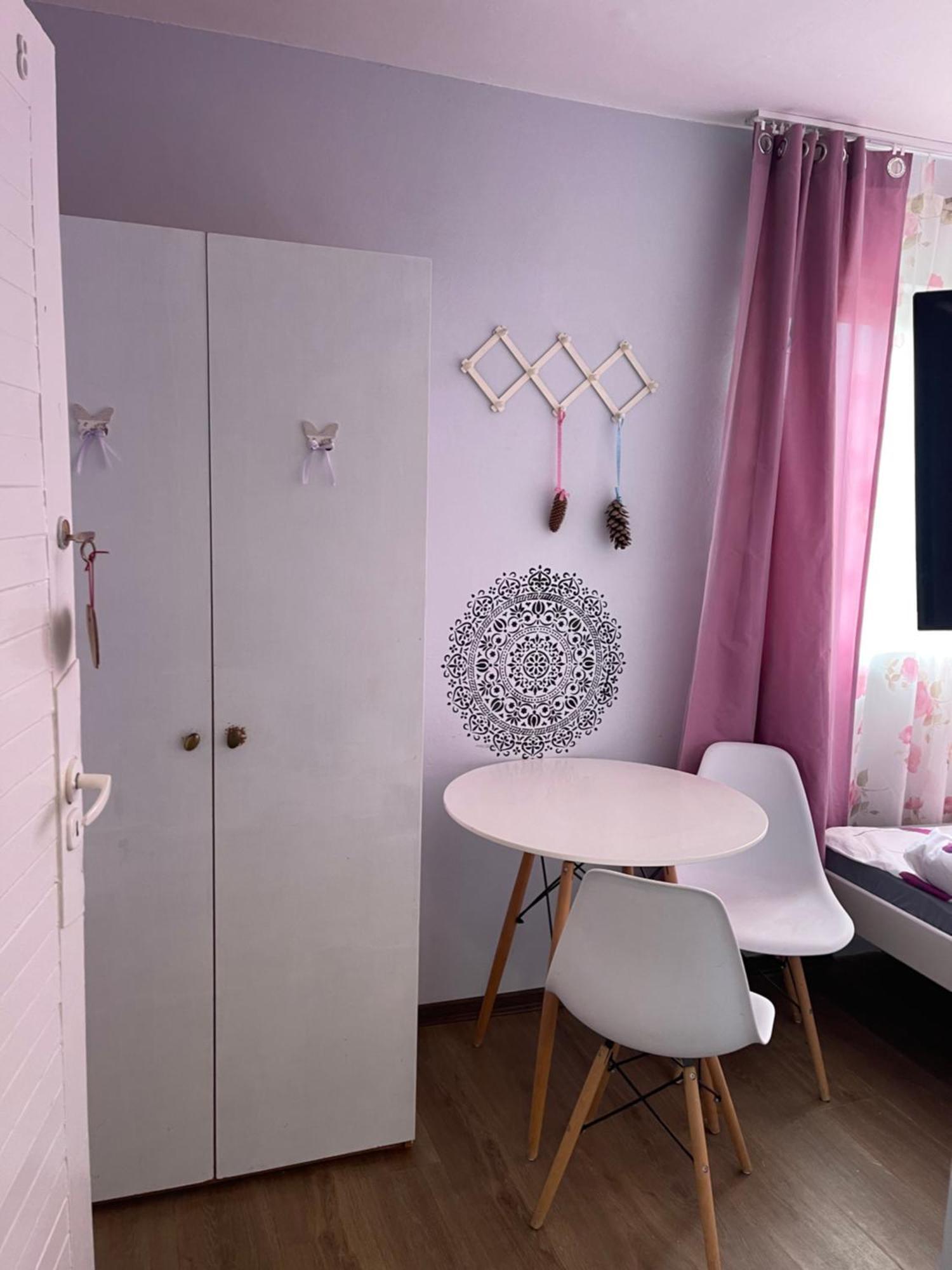 Tififi Jak Na Wloskiej Prowincji Pobierowo Exterior photo