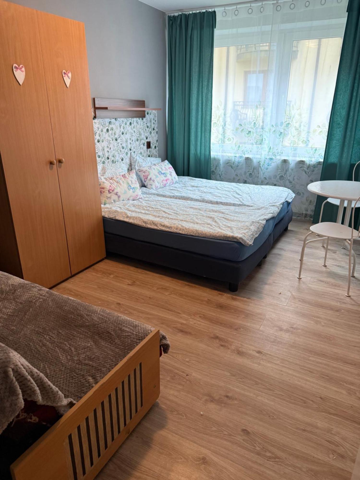 Tififi Jak Na Wloskiej Prowincji Pobierowo Exterior photo