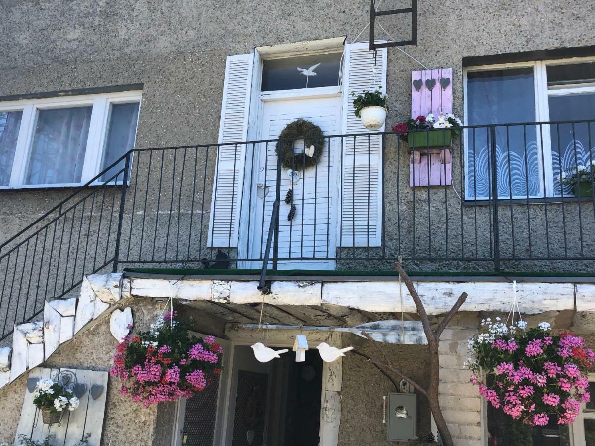 Tififi Jak Na Wloskiej Prowincji Pobierowo Exterior photo