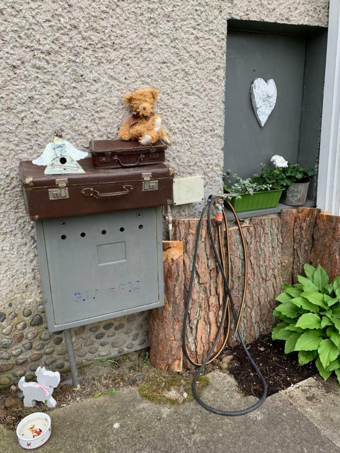 Tififi Jak Na Wloskiej Prowincji Pobierowo Exterior photo